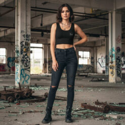 Crop-top HELLRISE Witch